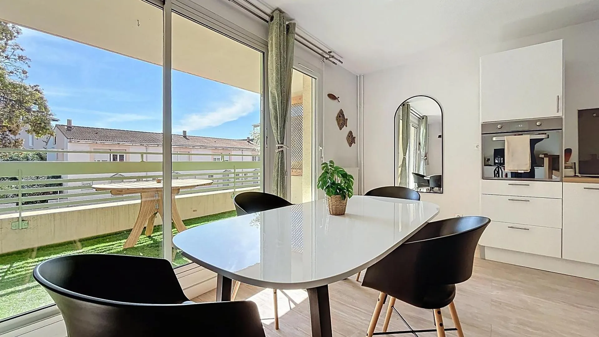 Grand Appartement - 3 Minutes De La Plage - Les Freres De La Loc\' location