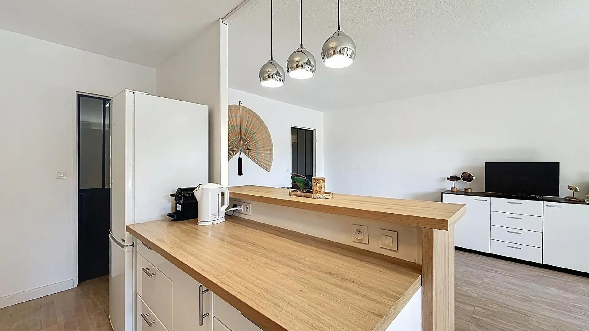 Grand Appartement - 3 Minutes De La Plage - Les Freres De La Loc' Marseille 0*,